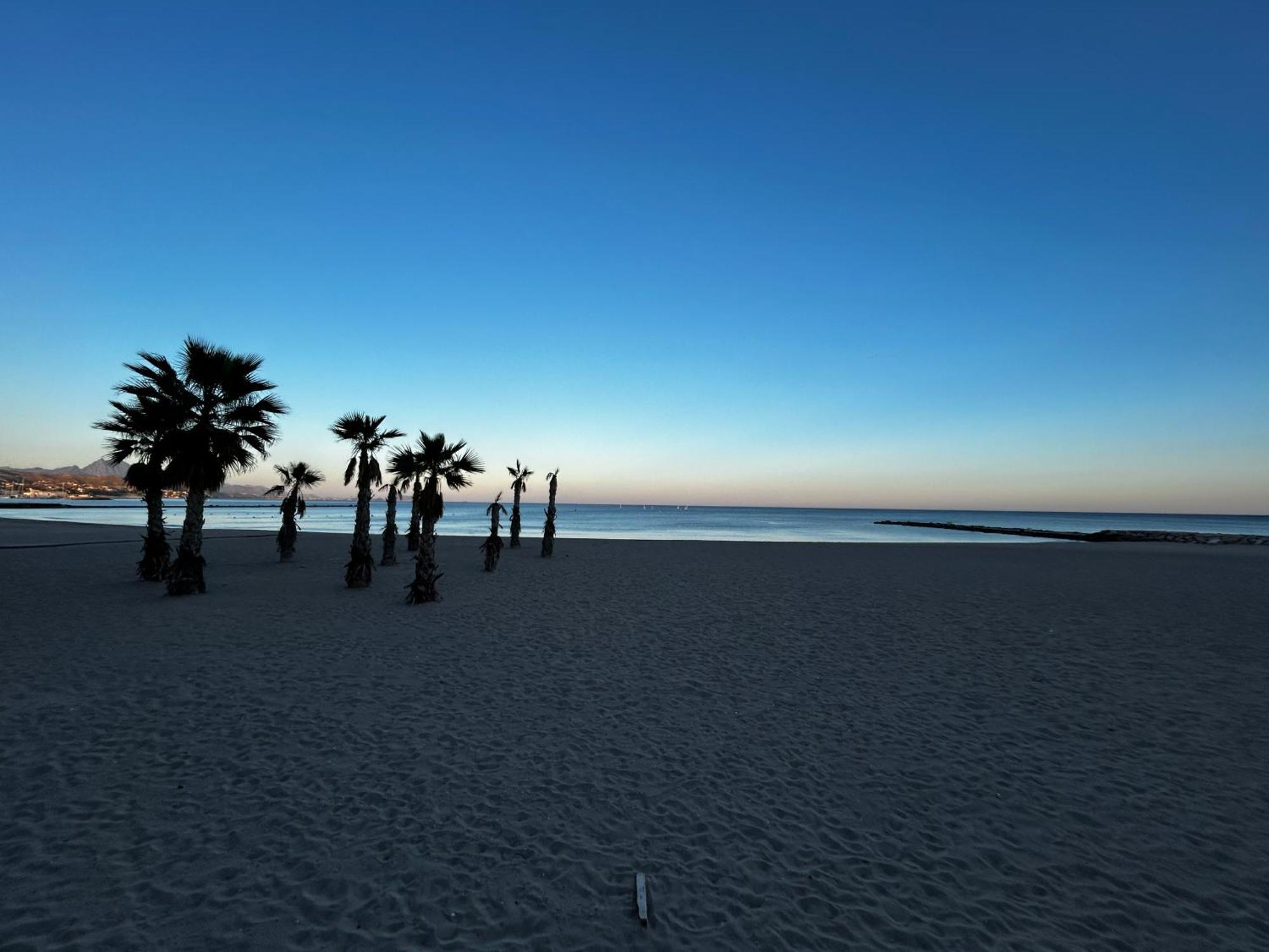 El Campello Beach Apartments Экстерьер фото